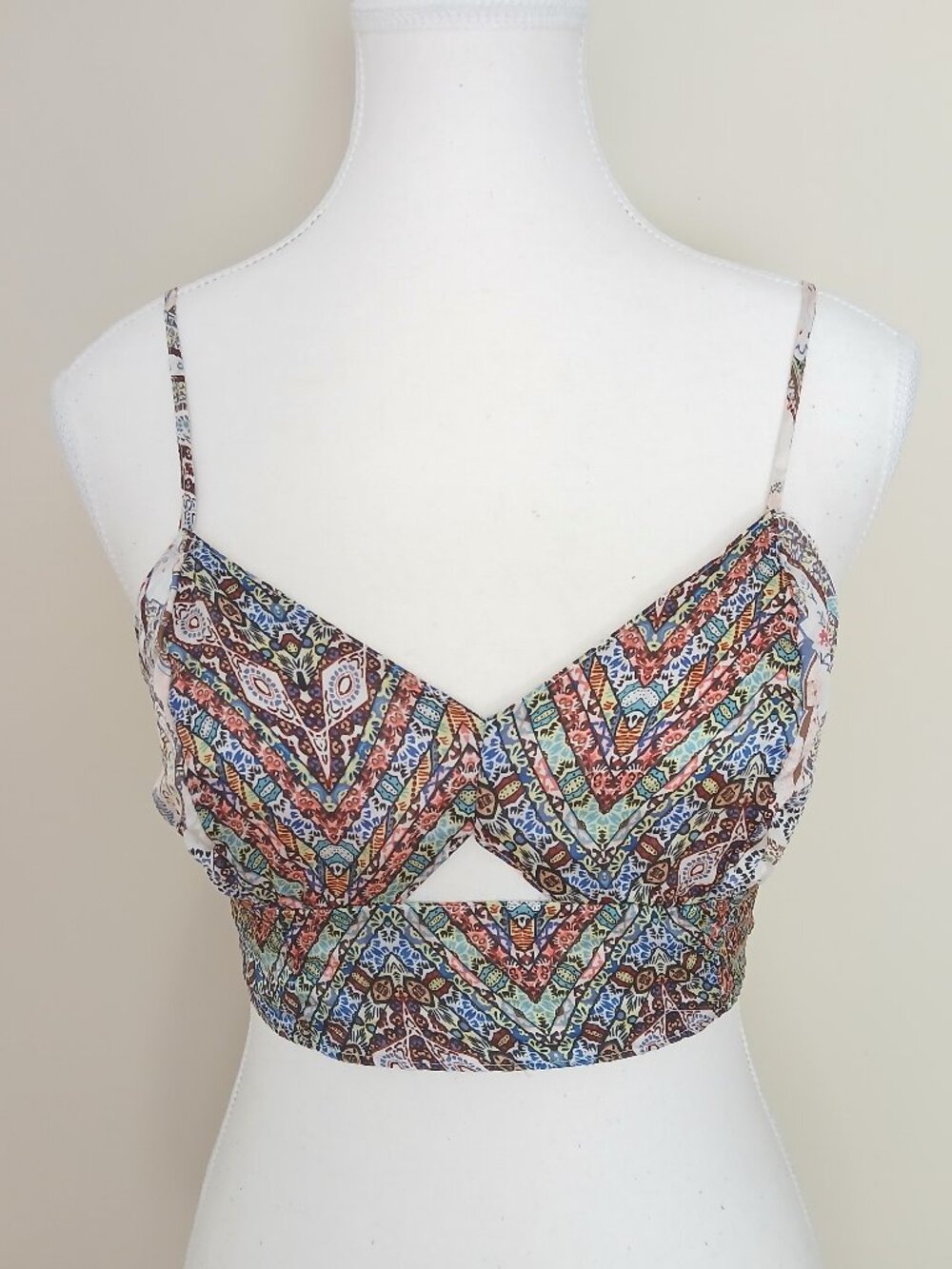 Victoria's Secret Designer Collection 100% Silk Bralette Size Medium